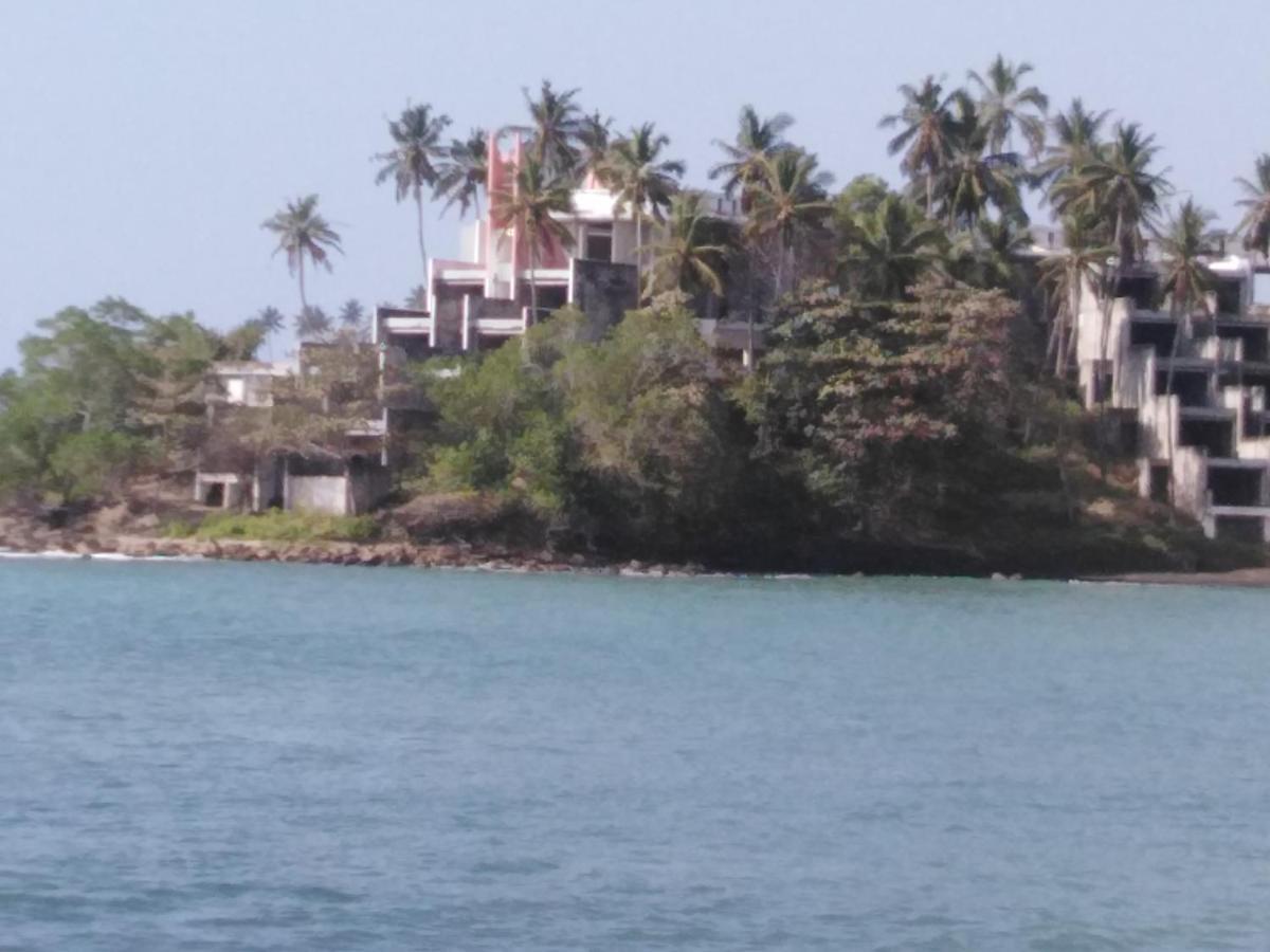 Janu Homestay Tangalle Exterior foto